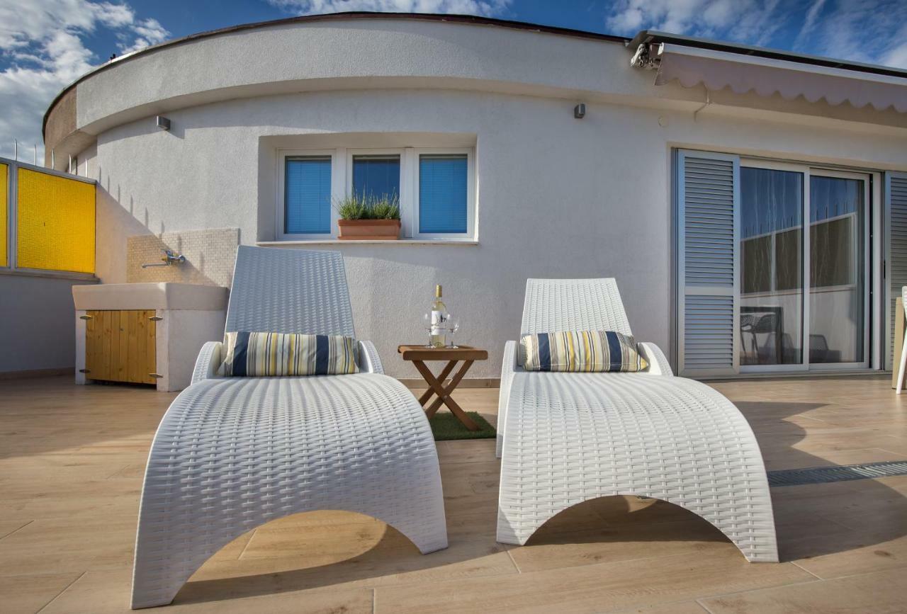 Sunny Rooftop Split Exterior foto